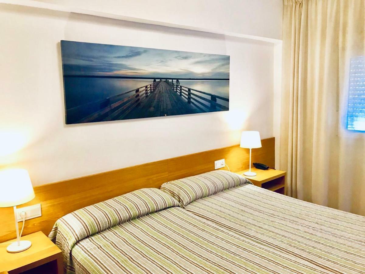 Hostal Playa Punta Umbria Ngoại thất bức ảnh
